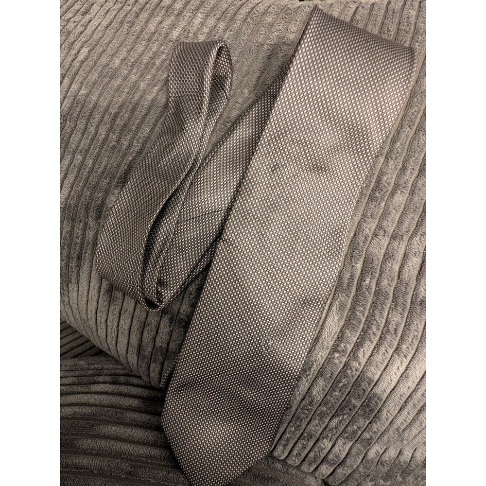 Michael Kors Mens Grey Black Micro Check Silk Necktie Formal Business Tie